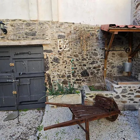 Carnot : Charmante Maison Vigneronne En Centre Historique Гостевой дом *